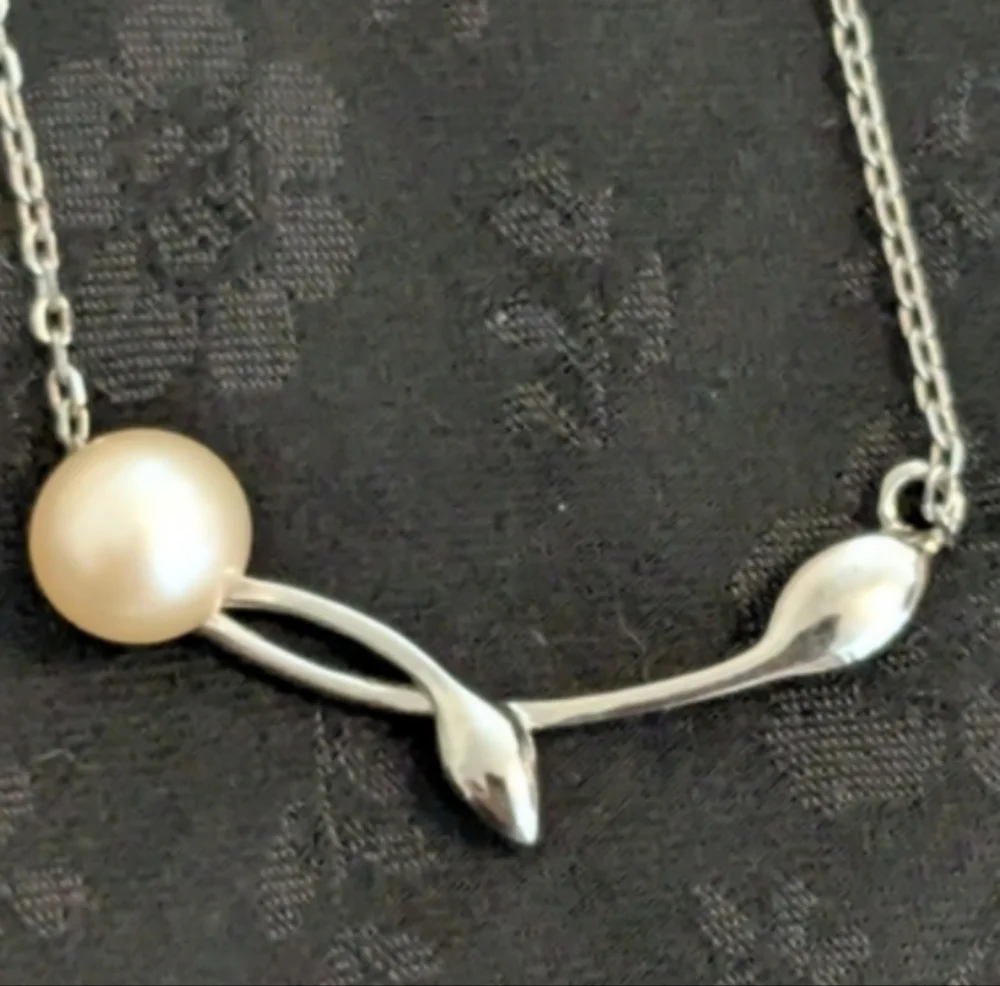 New Vantel Pearls Twisted Vine Sterling Silver Genuine Pearl 16 Inch Necklace